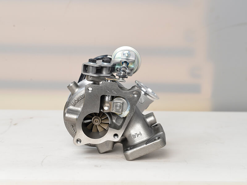5551685F-Supercharger