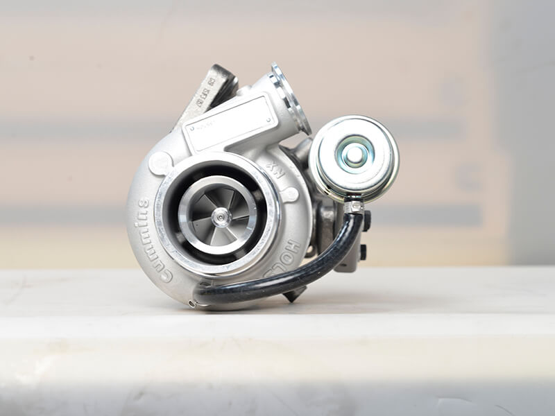 5551685F-Supercharger