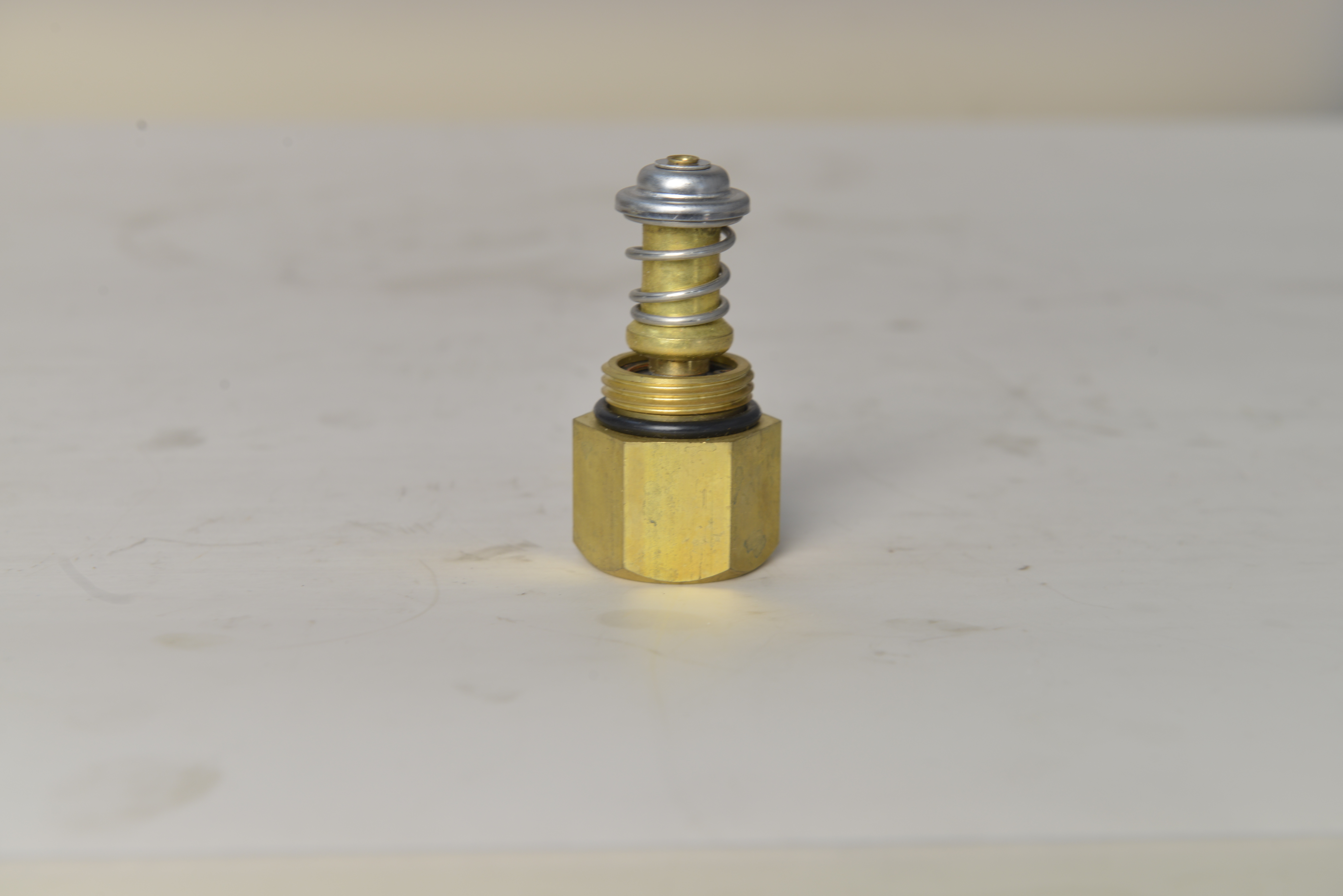 3696558-Thermostat-Cummins